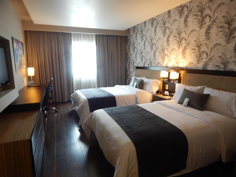 Plaza Diana Hotel
